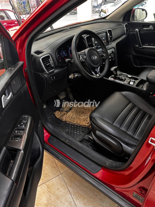 Kia Sportage 2019 White Used for Sale - 3