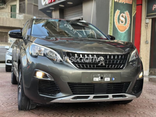 Peugeot 3008 2019 Gray Used for Sale - 4