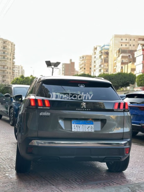 Peugeot 3008 2019 Gray Used for Sale - 5