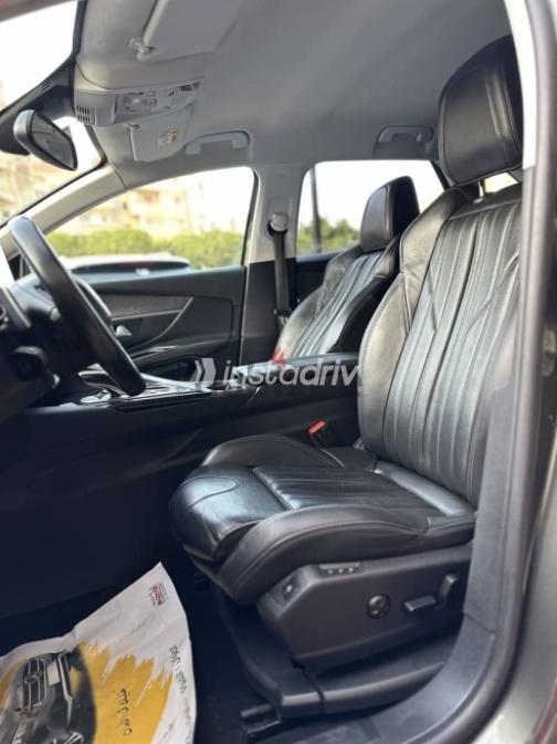 Peugeot 3008 2019 Gray Used for Sale - 7