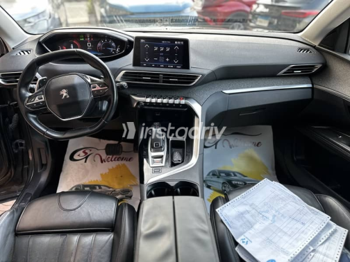 Peugeot 3008 2019 Gray Used for Sale - 9