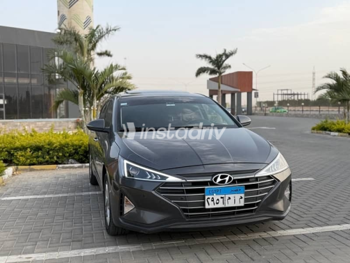 Hyundai Elantra 2026 Gray Used for Sale - 1