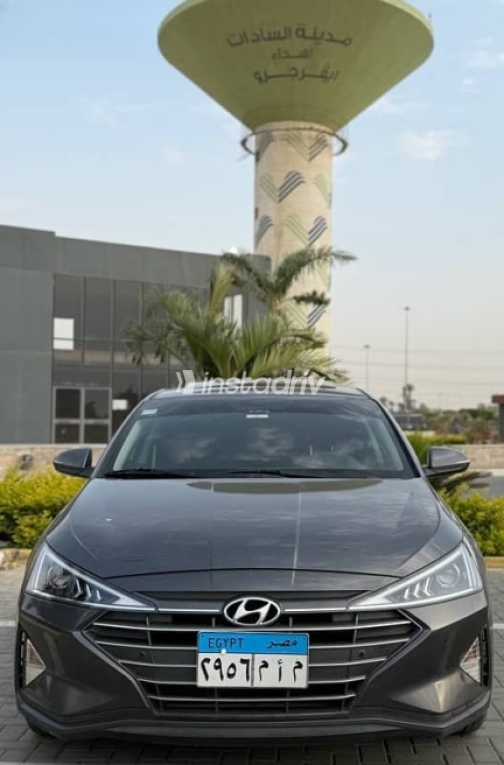 Hyundai Elantra 2026 Gray Used for Sale - 5