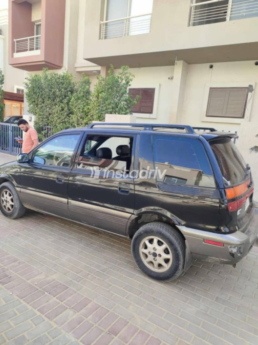 هيونداي سانتامو 2003 أسود مستعملة للبيع - 3
