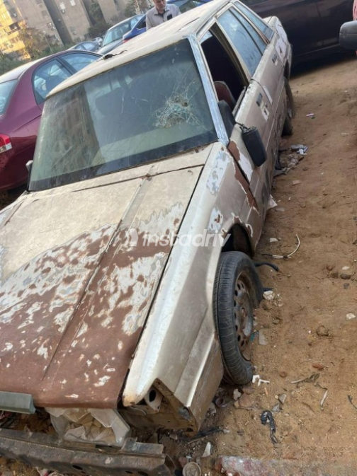 Mazda 929 1982 Gold Used for Sale - 3