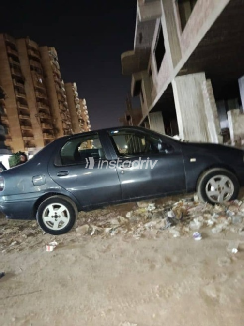 Fiat Siena 2002 Gray Used for Sale - 3