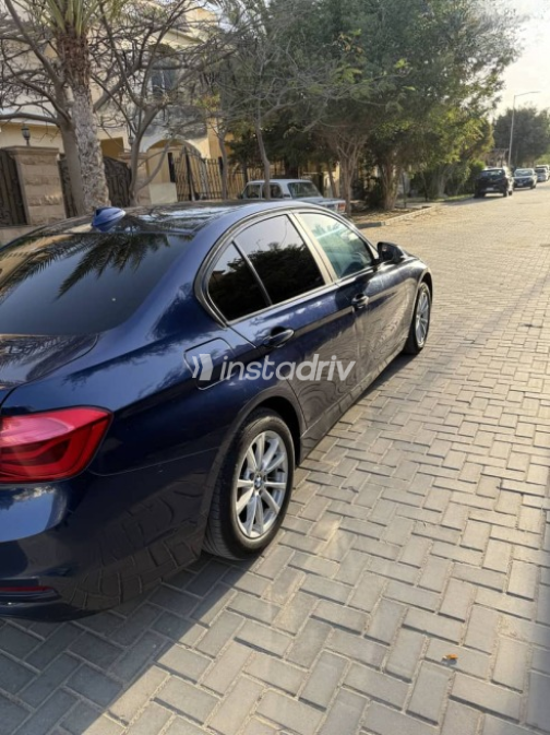 بي ام دبليو 318 2019 أبيض مستعملة للبيع - 4