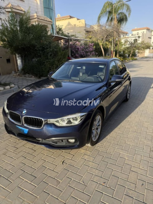 بي ام دبليو 318 2019 أبيض مستعملة للبيع - 7