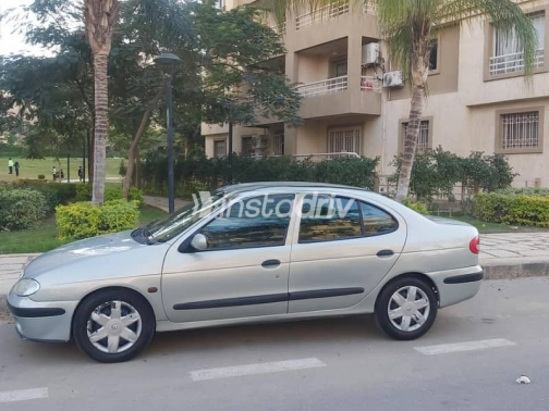 Renault Megane 2001 Silver Used for Sale - 1
