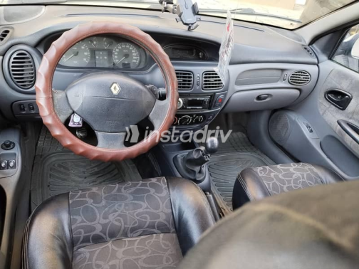 Renault Megane 2001 Silver Used for Sale - 5