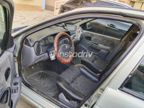 Renault Megane 2001 Silver Used for Sale - 6