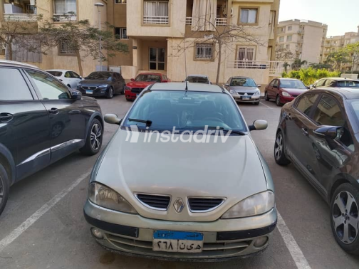 Renault Megane 2001 Silver Used for Sale - 9