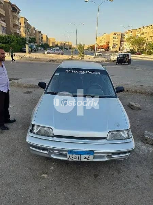 هوندا سيفك 1990 أبيض مستعملة للبيع - 1