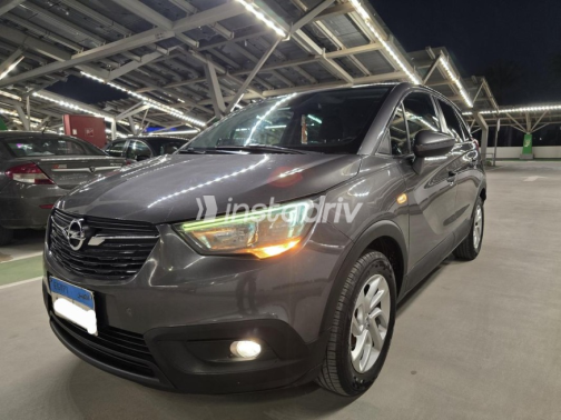Opel Crossland 2020 Gray Used for Sale - 1