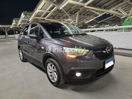 Opel Crossland 2020 Gray Used for Sale - 3