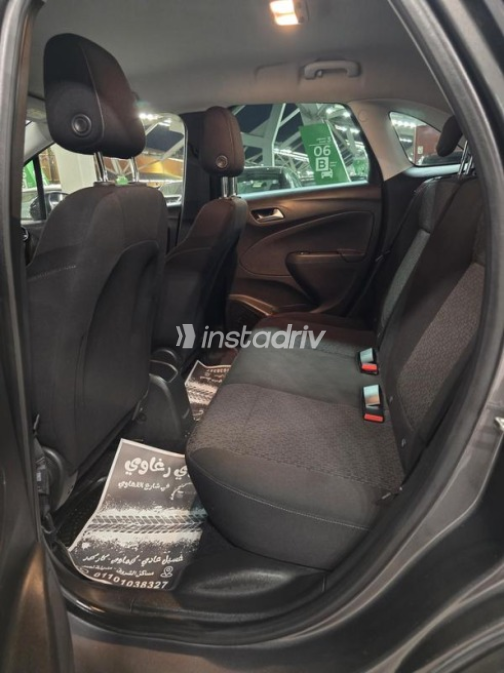 Opel Crossland 2020 Gray Used for Sale - 9