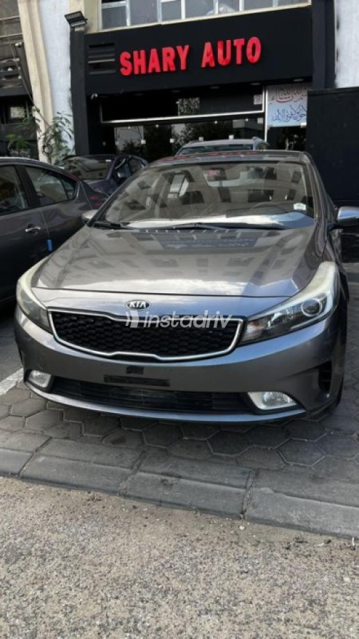 Kia K3 2017 Gray Used for Sale - 1