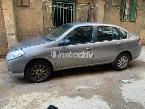 Renault Symbol 2011 White Used for Sale - 2