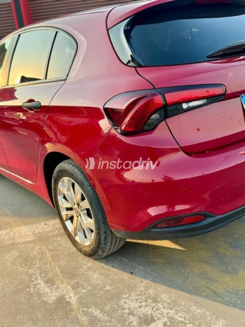 Fiat Tipo 2019 Red Used for Sale - 9