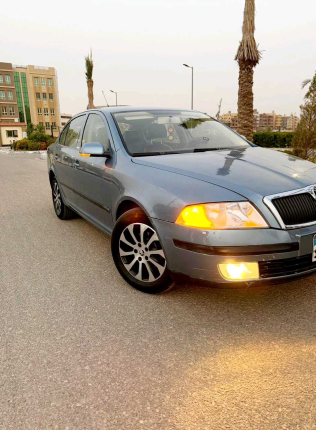 سكودا اوكتافيا 2008 أبيض مستعملة للبيع