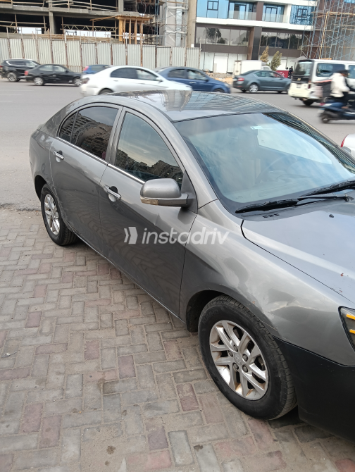 Geely Emgrand 2017 Gray Used for Sale - 7