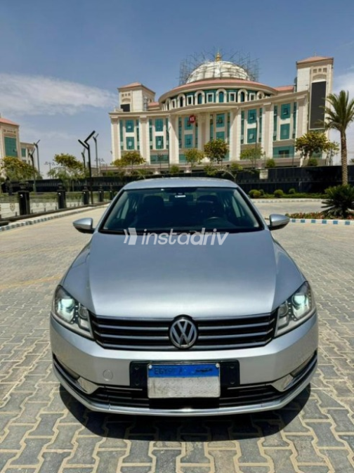 Volkswagen Passat 2011 Silver Used for Sale - 3
