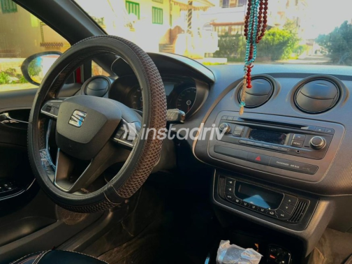 Seat Ibiza 2014 Red Used for Sale - 3