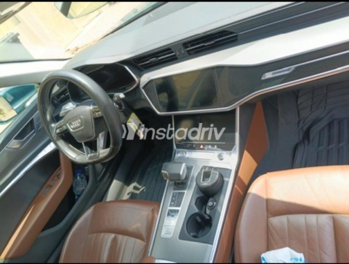 اودي A6 2020 أزرق مستعملة للبيع - 3