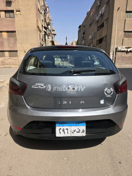 Seat Ibiza 2015 White Used for Sale - 1