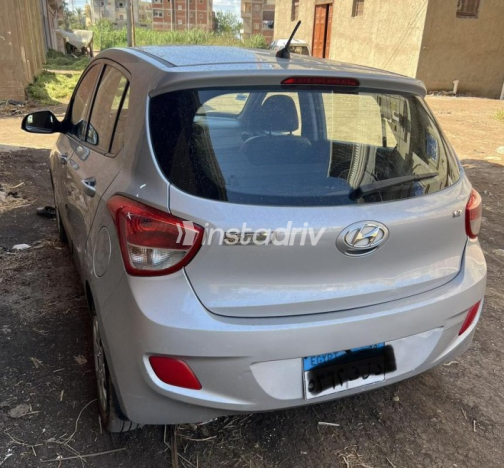 Hyundai I10 2017 White Used for Sale - 5
