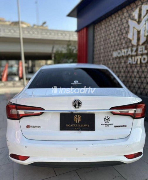 MG 5 2021 White Used for Sale - 5