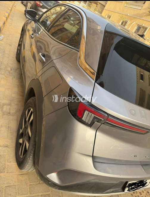 اوبل موكا 2022 رمادي مستعملة للبيع - 4