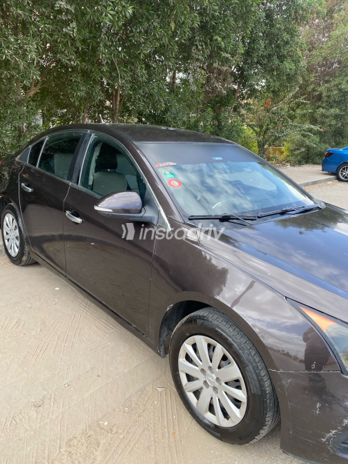Chevrolet Cruze 2016 Brown Used for Sale - 3