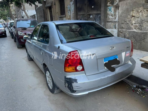 Hyundai Verna 2009 Gray Used for Sale - 3