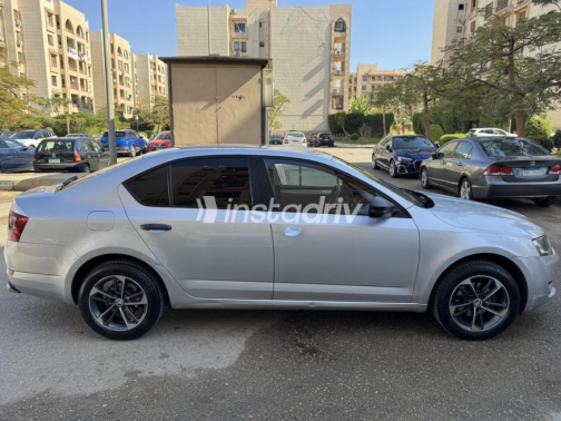 Skoda Octavia A7 2016 Silver Used for Sale - 4