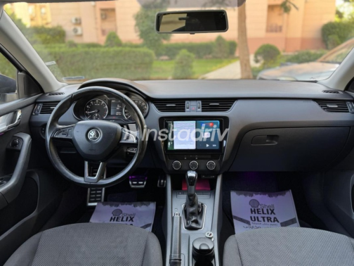 Skoda Octavia A7 2016 Silver Used for Sale - 8