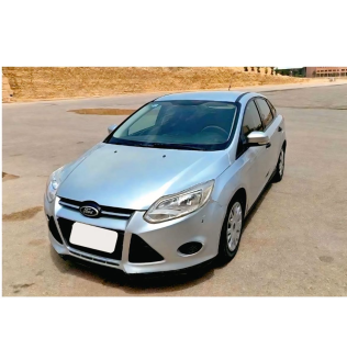 Ford Focus 2012 Silver Used for Sale