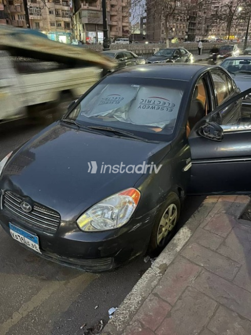 Hyundai Accent 2011 Gray Used for Sale - 2
