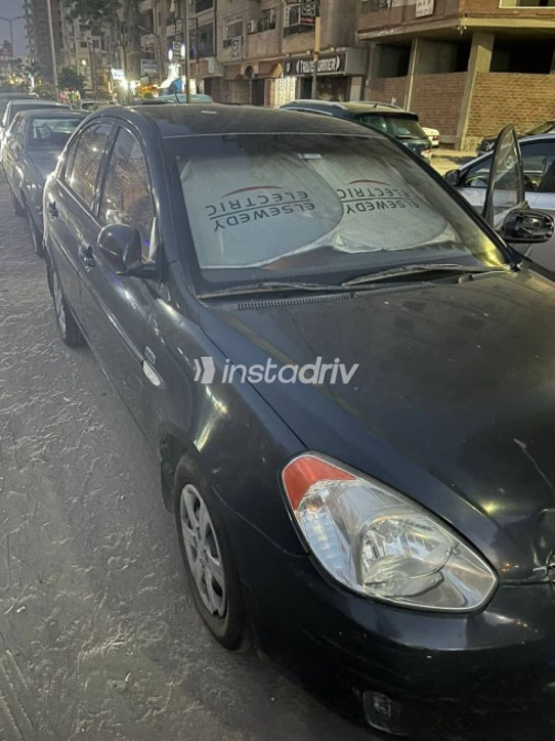 Hyundai Accent 2011 Gray Used for Sale - 6