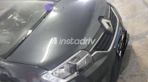 رينو لوجان 2018 رمادي مستعملة للبيع - 2