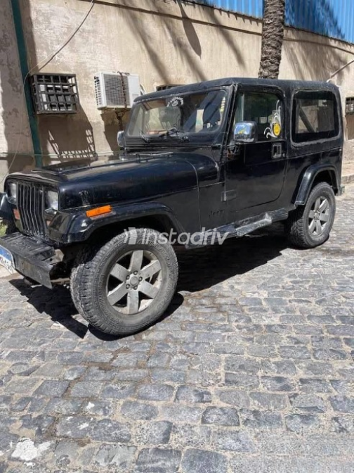 Jeep Cherokee 1983 Black Used for Sale - 2