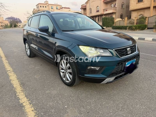 سيات اتيكا 2020 أزرق غامق مستعملة للبيع - 3