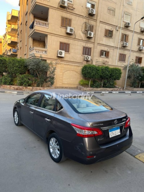 Nissan Sentra 2018 Gray Used for Sale - 3