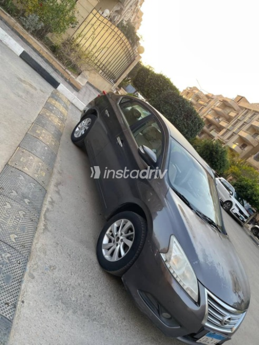 Nissan Sentra 2018 Gray Used for Sale - 7