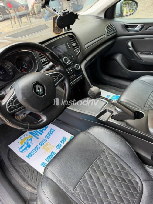 Renault Megane 2020 Silver Used for Sale - 8