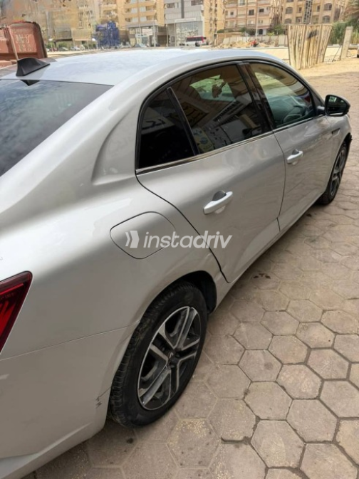 Renault Megane 2020 Silver Used for Sale - 9