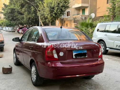 Hyundai Accent 2010 Burgundy Used for Sale - 6