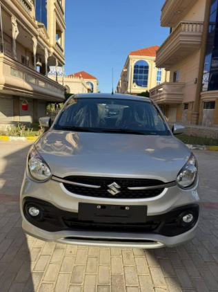 سوزوكى سيلاريو 2024 فضي مستعملة للبيع