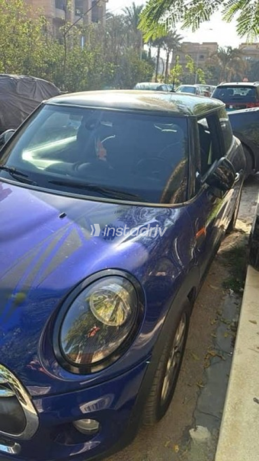 Mini Cooper 2019 Dark Blue Used for Sale - 7