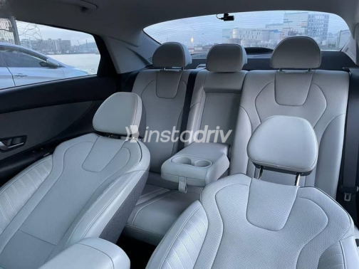 Hyundai Avante 2021 White Used for Sale - 8
